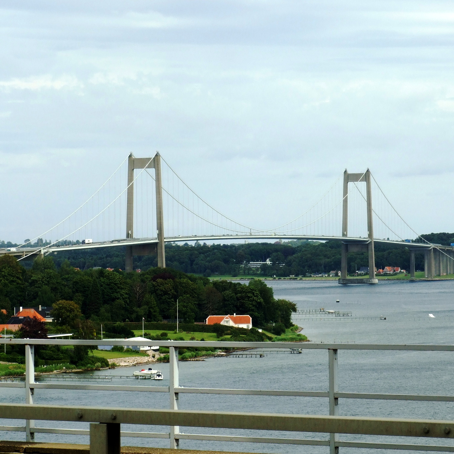 most nad Małym Bełtem łączący Fionię z Półwyspem Jutlandzkim